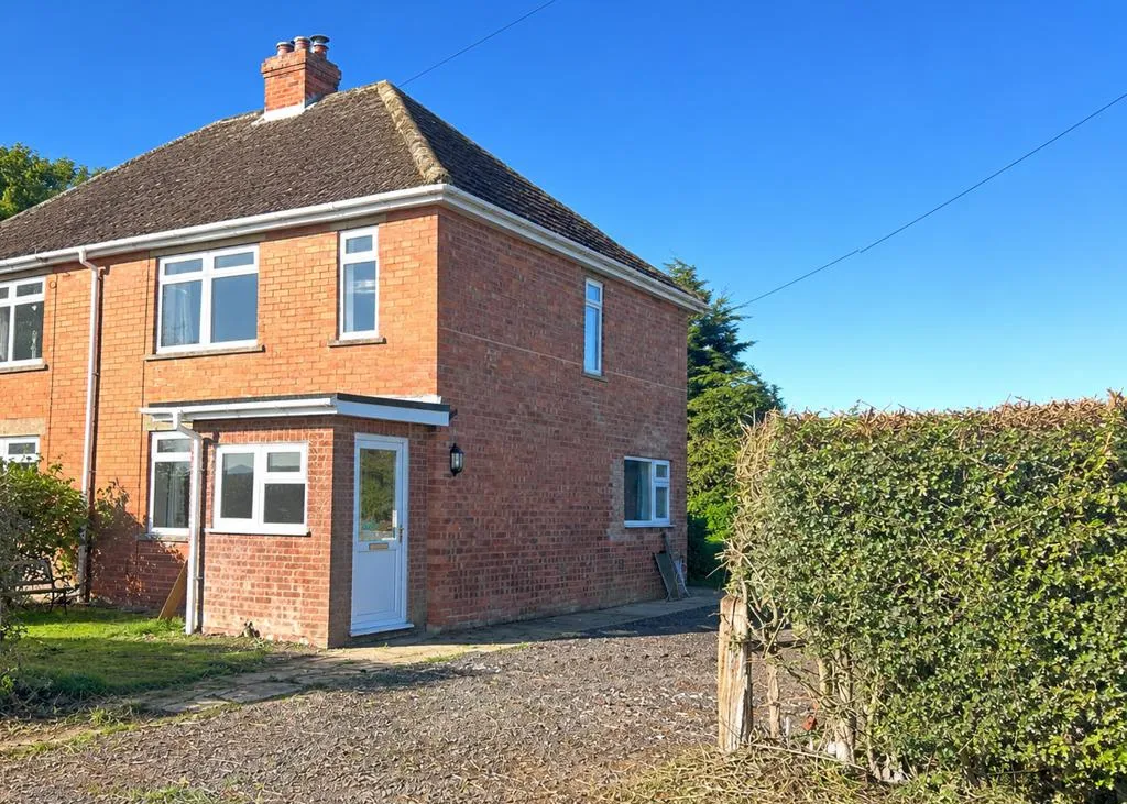 2 bed house to rent, Cadney, DN20