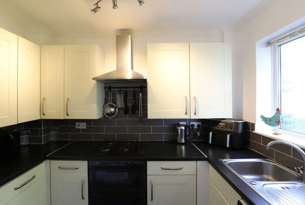 Plassey Close, Exeter, photo 3