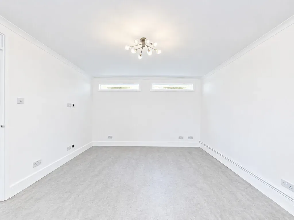 Kennedy Road, Horsham, photo 5