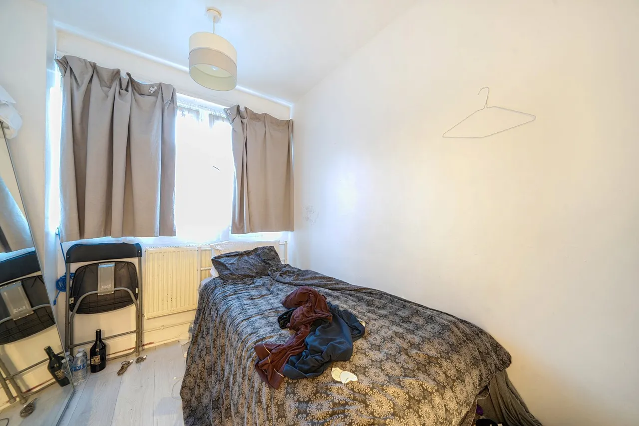 Robert Street, SE18, photo 9