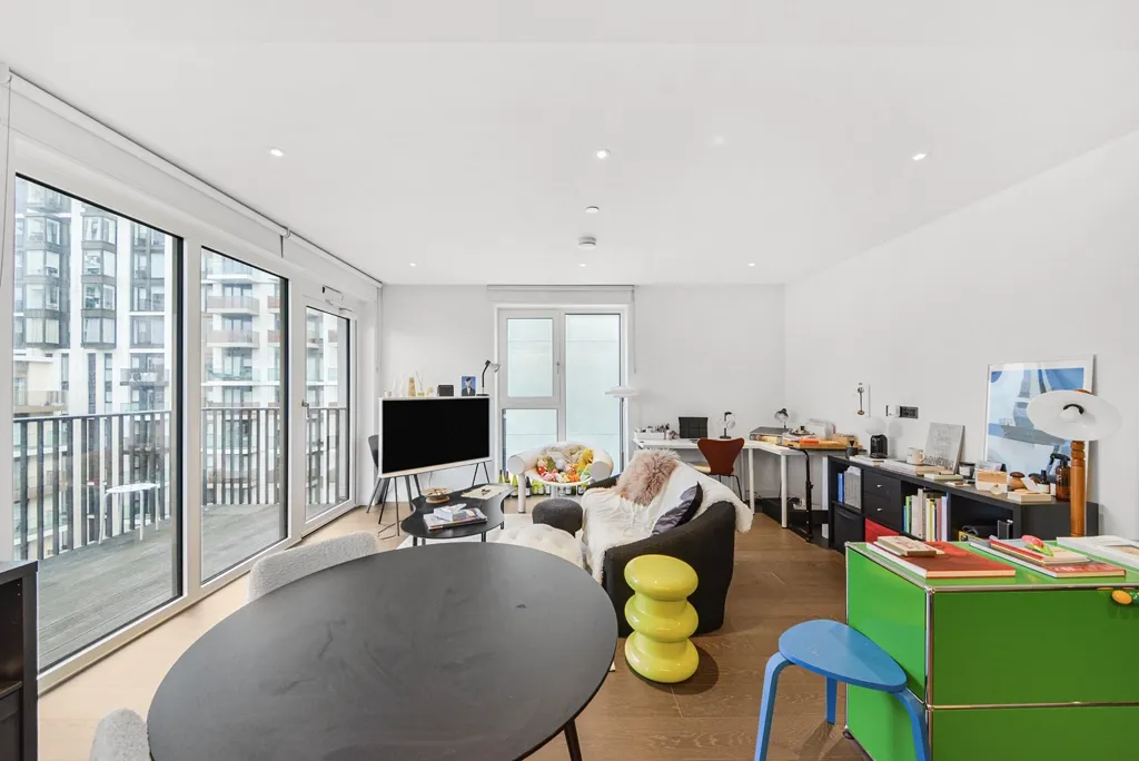 Fountain Park Way, White City, W12, photo 9