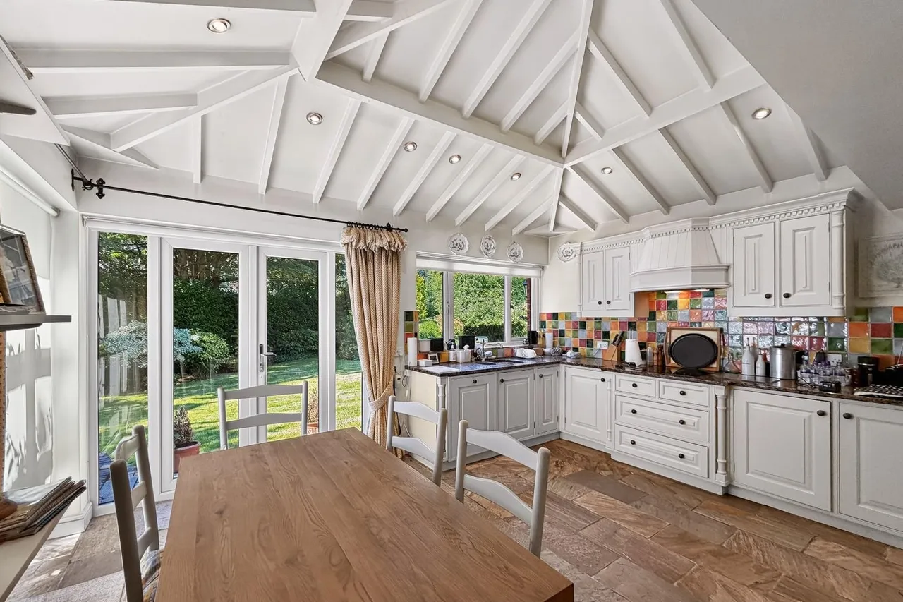 The Coppice, Hale Barns, Cheshire WA15 0DU, photo 31