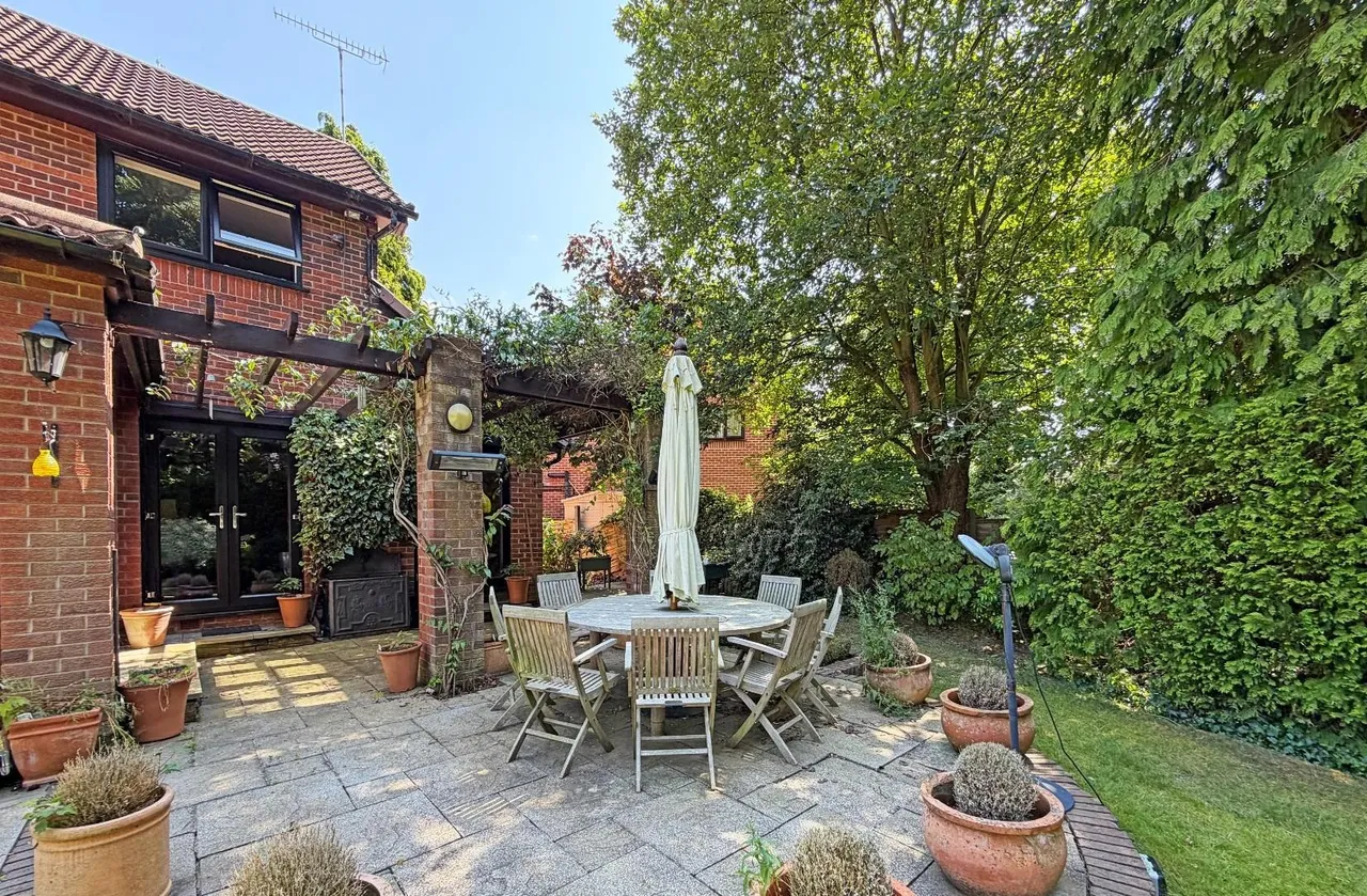 The Coppice, Hale Barns, Cheshire WA15 0DU, photo 20