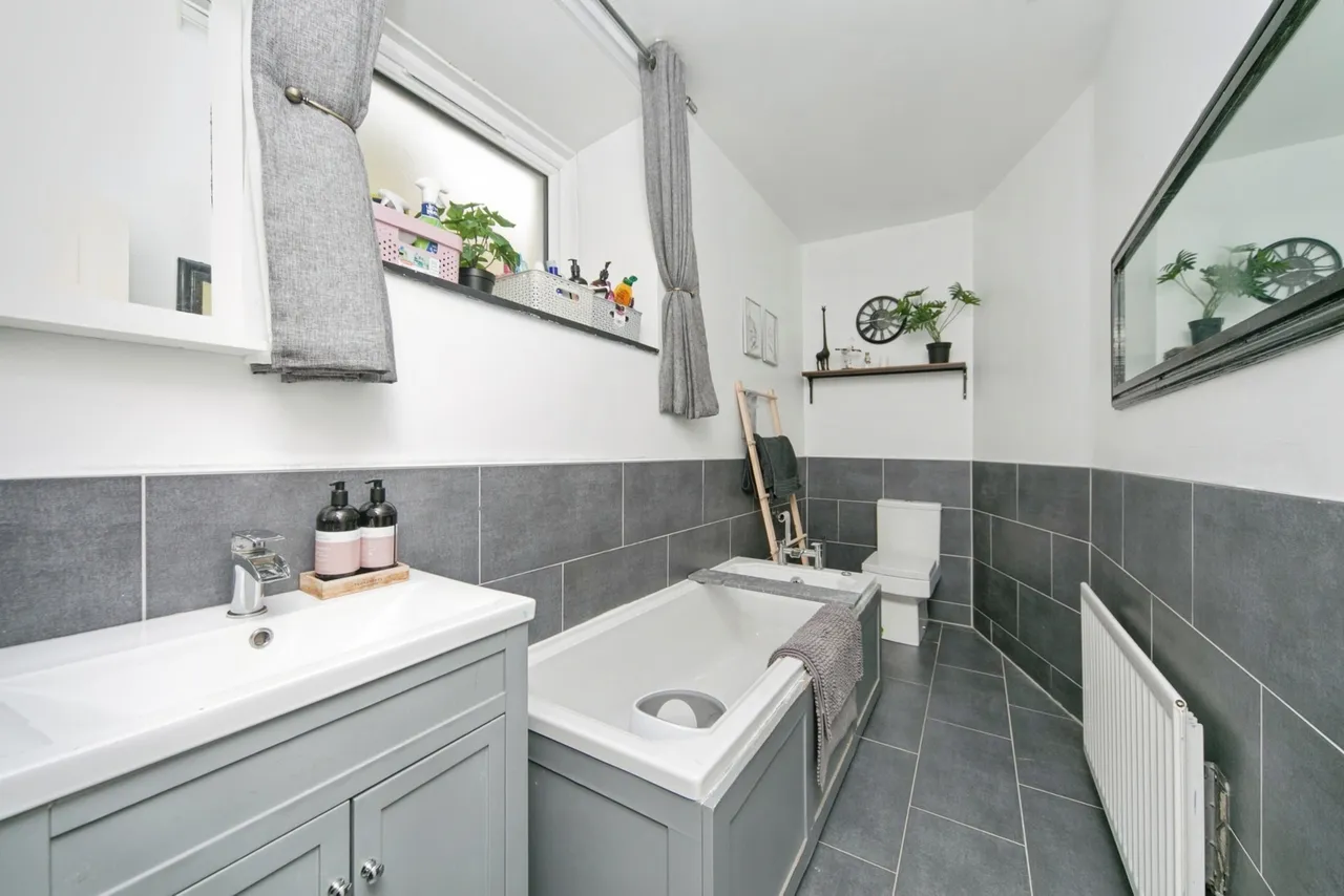 Tanygrisiau, Blaenau Ffestiniog, LL41, photo 9