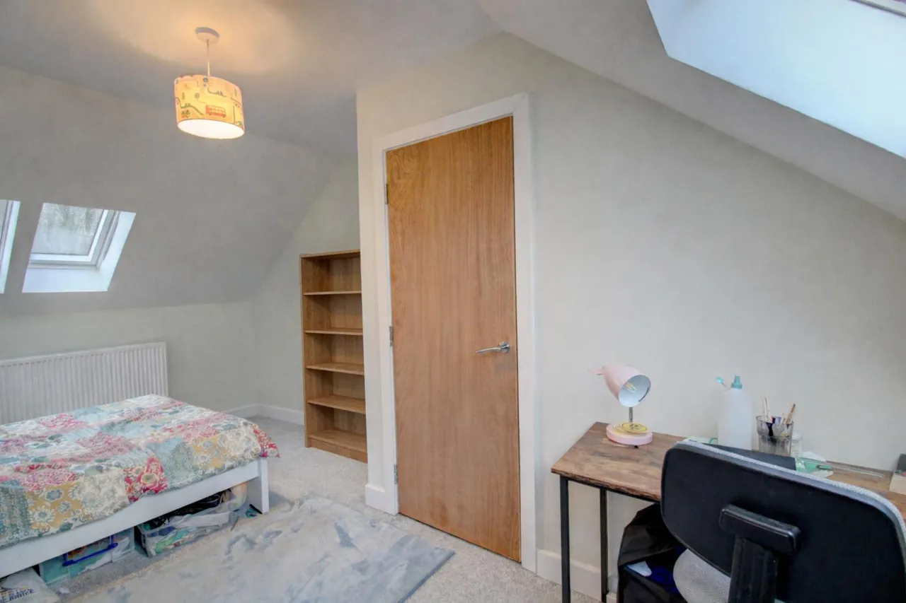Reeds Meadow, Redhill, RH1, photo 12