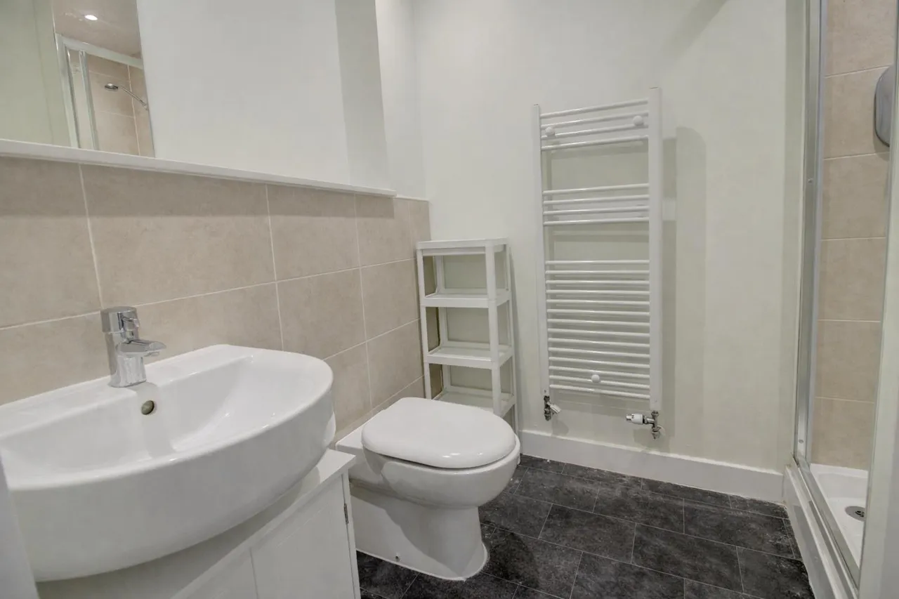 Reeds Meadow, Redhill, RH1, photo 8