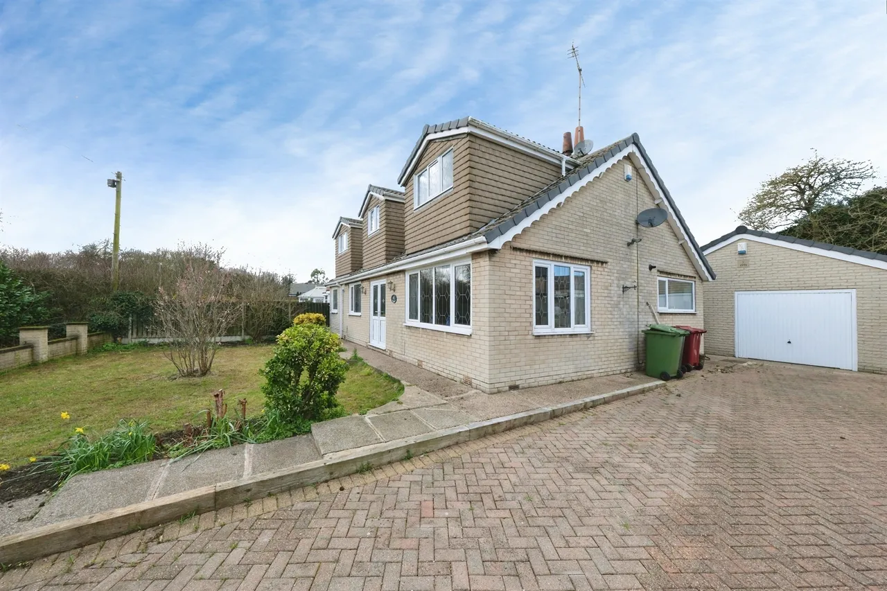 Brook Lane, Clowne, Chesterfield, photo 2