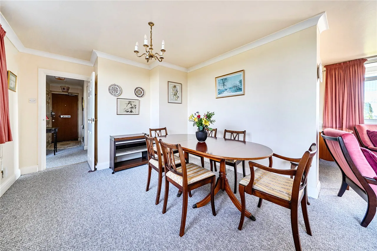 The Knoll, Ealing, W13, photo 9