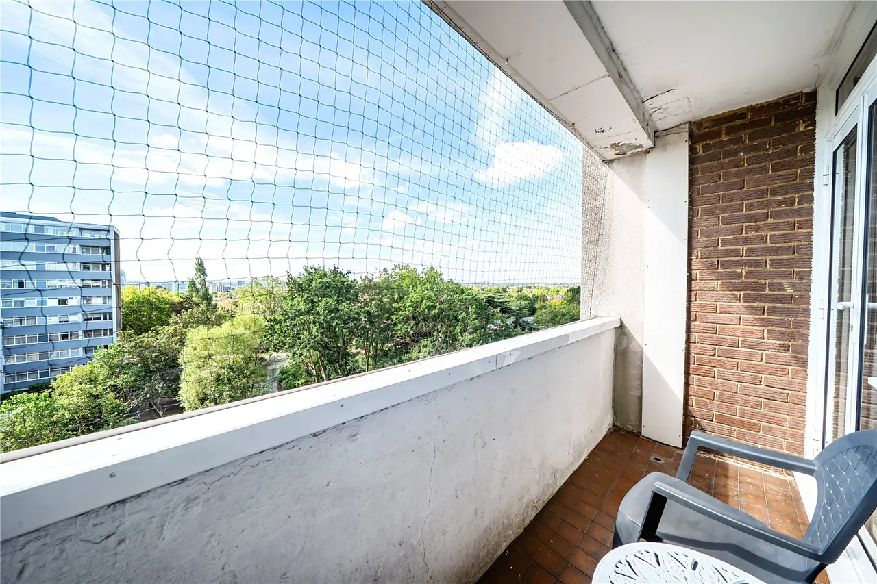 The Knoll, Ealing, W13, photo 18