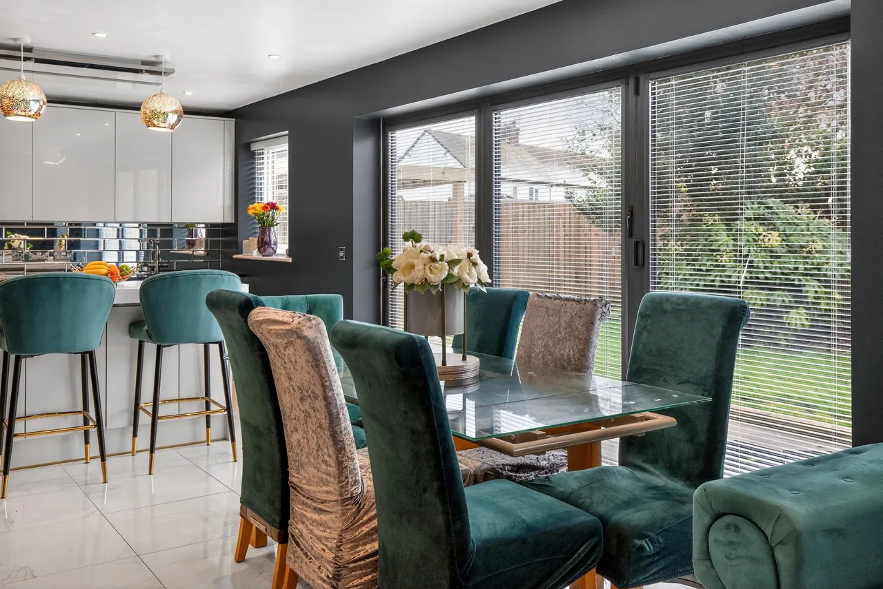 4 bed house for sale, Andrews Close, Chester, CH3