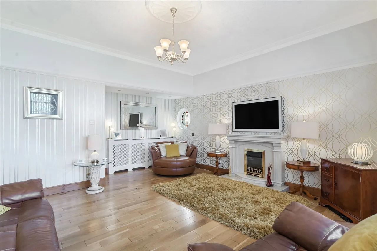 Glasgow Road, Falkirk, Stirlingshire, FK1, photo 9