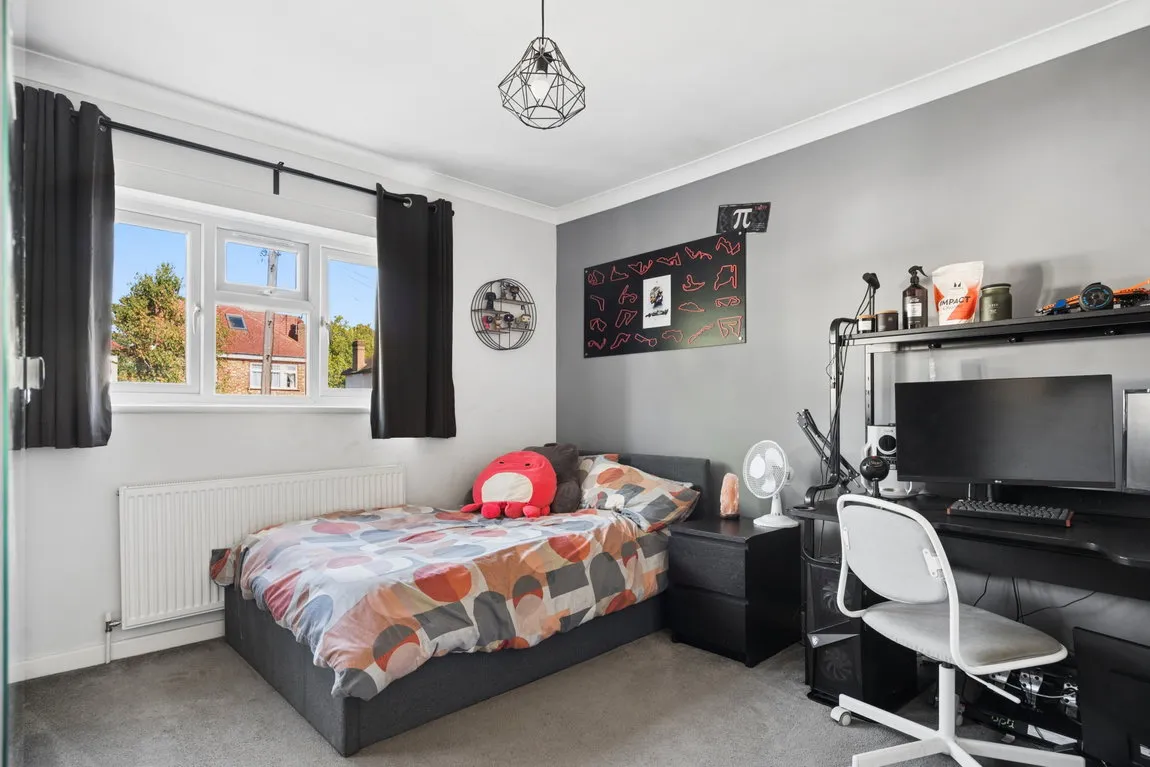 Cranbourne Road, Northwood, HA6, photo 11