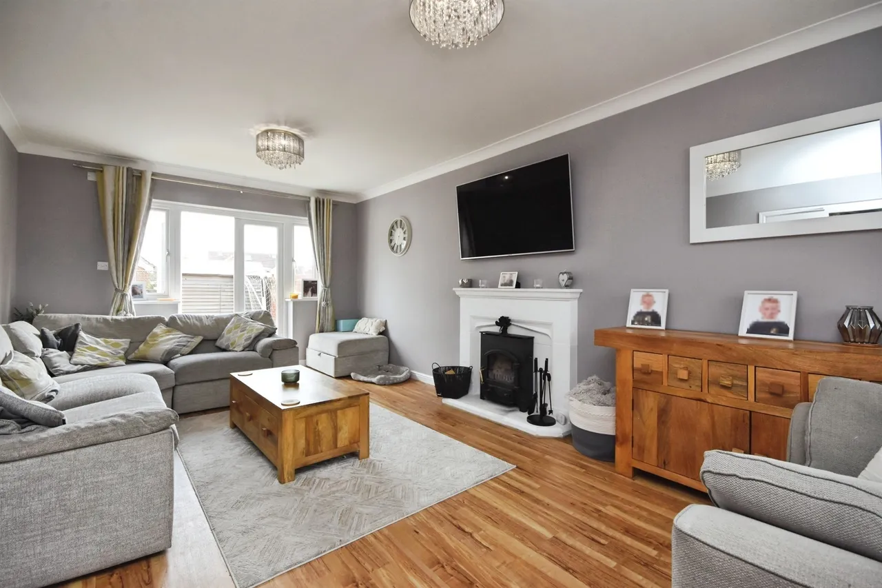 Cordwainer Close, Kedington, Haverhill, photo 8