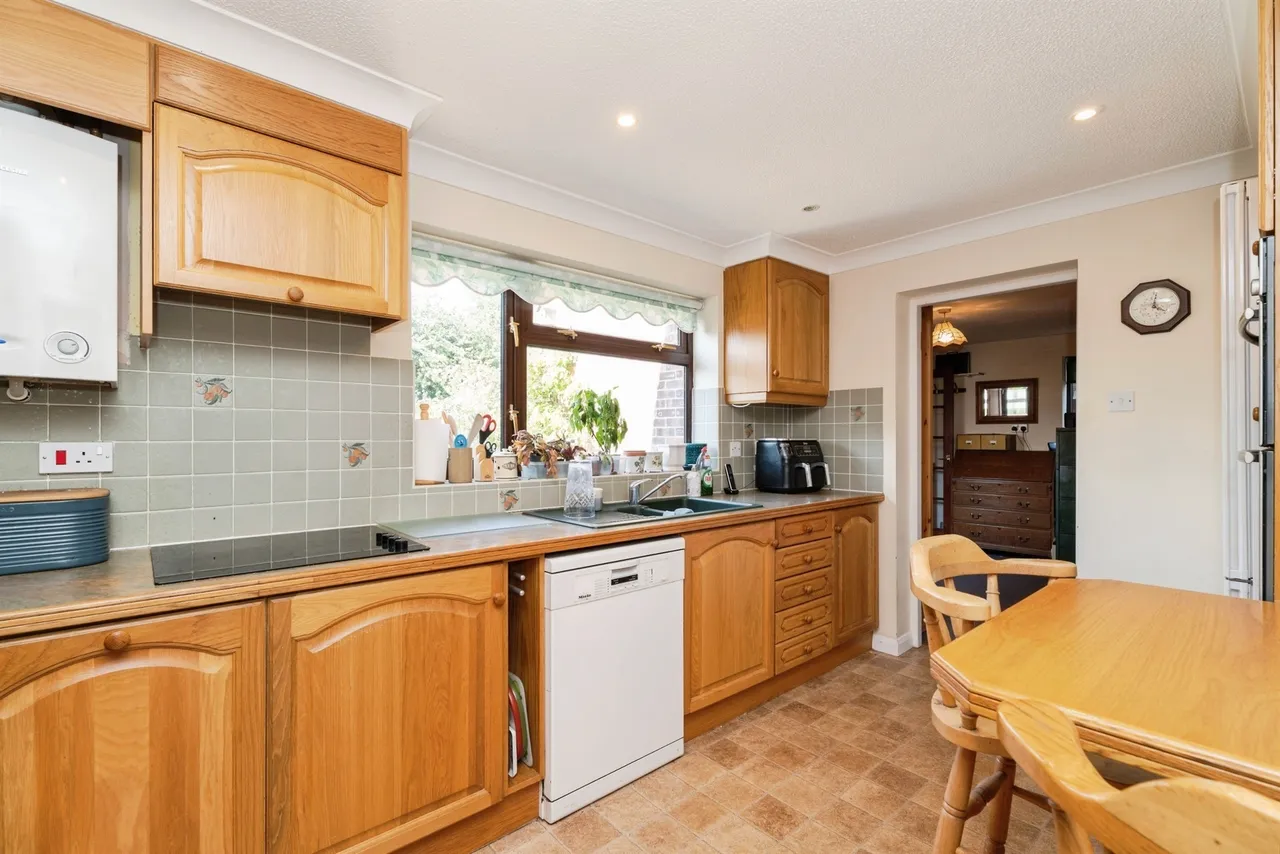 Pearsons Close, Holt, photo 5