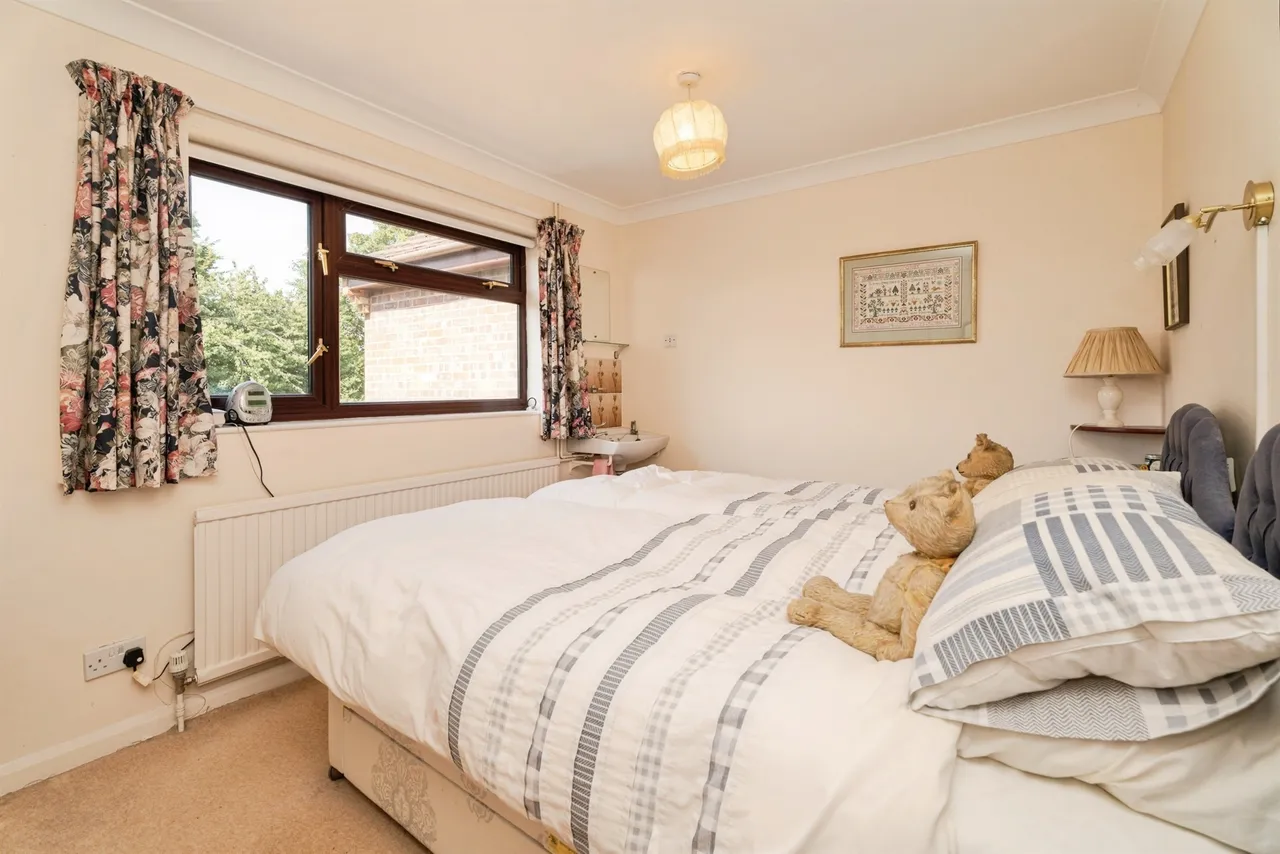 Pearsons Close, Holt, photo 12