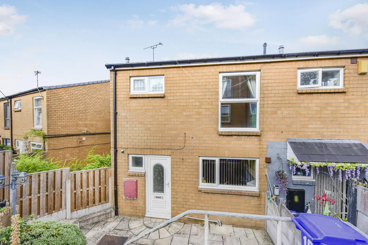 3 bed house for sale, Creswick Way, Sheffield, S6