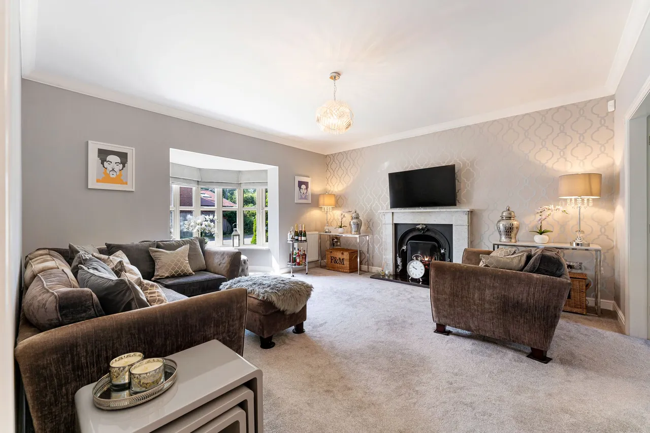 Top Park Close, Lymm, photo 3