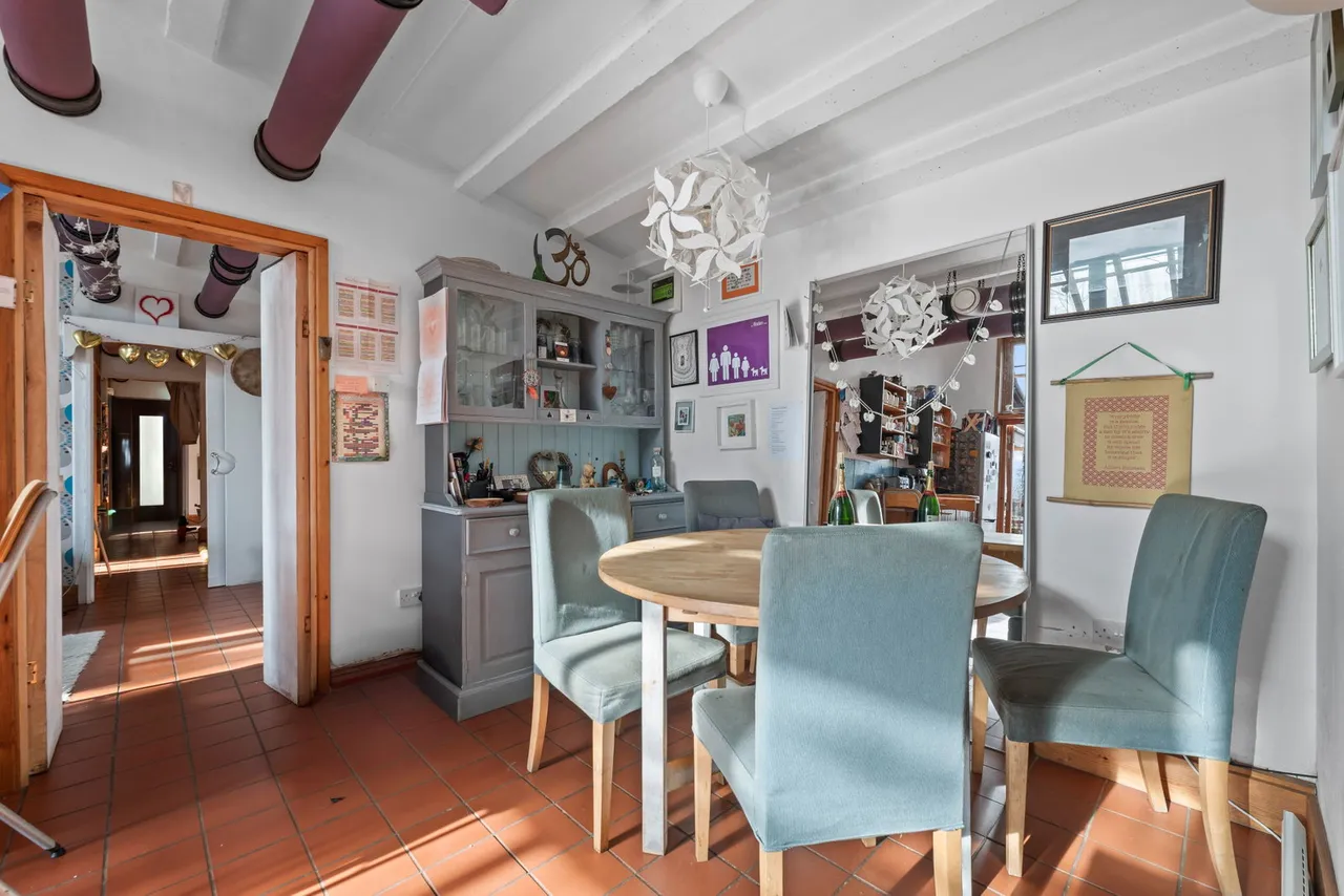 Gables Drive, Hockerton, photo 9