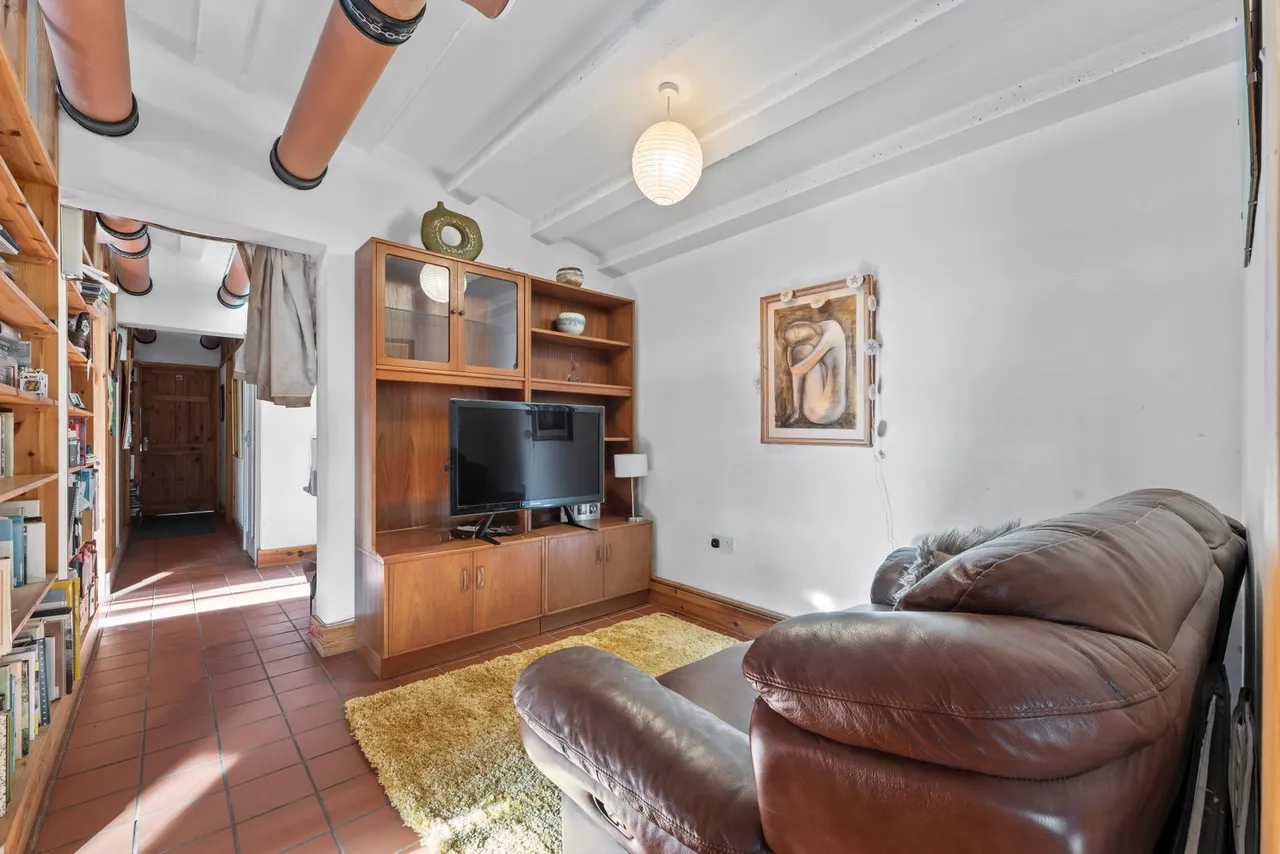Gables Drive, Hockerton, photo 17