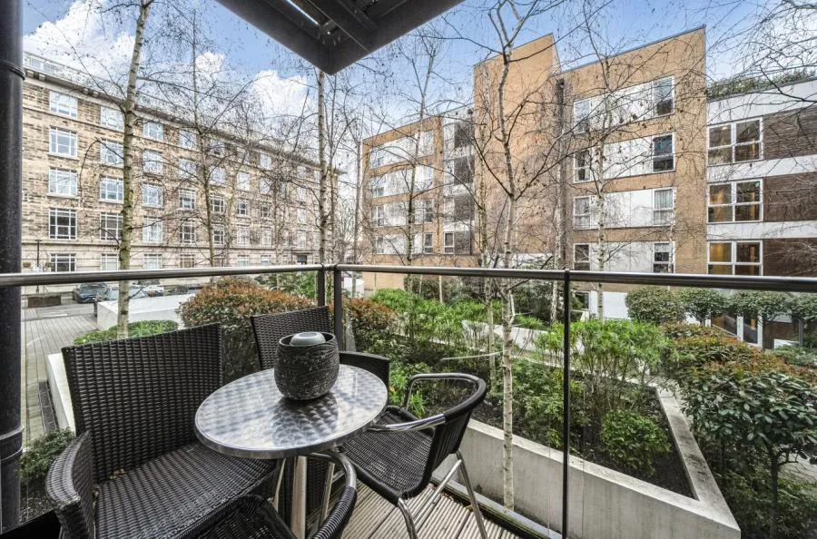 Bromyard Avenue, W3, photo 2