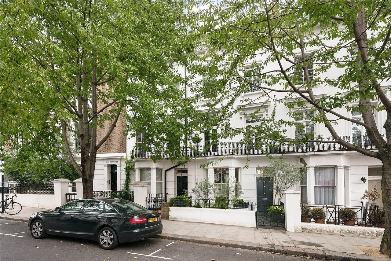 4 bed house for sale — Berkeley Gardens, Kensington, London, W8