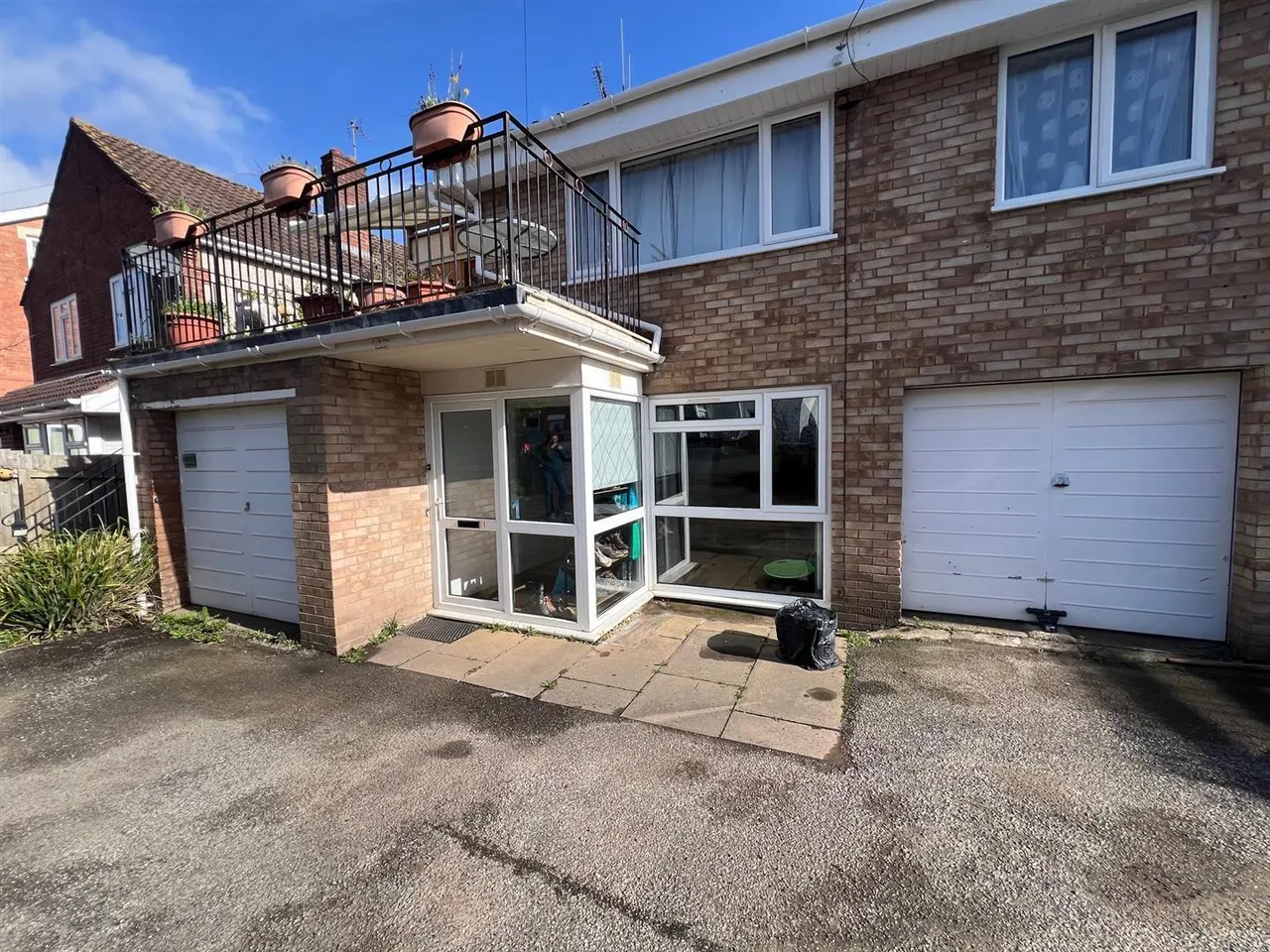 2 bed flat for sale, Howsell Road, Malvern, WR14