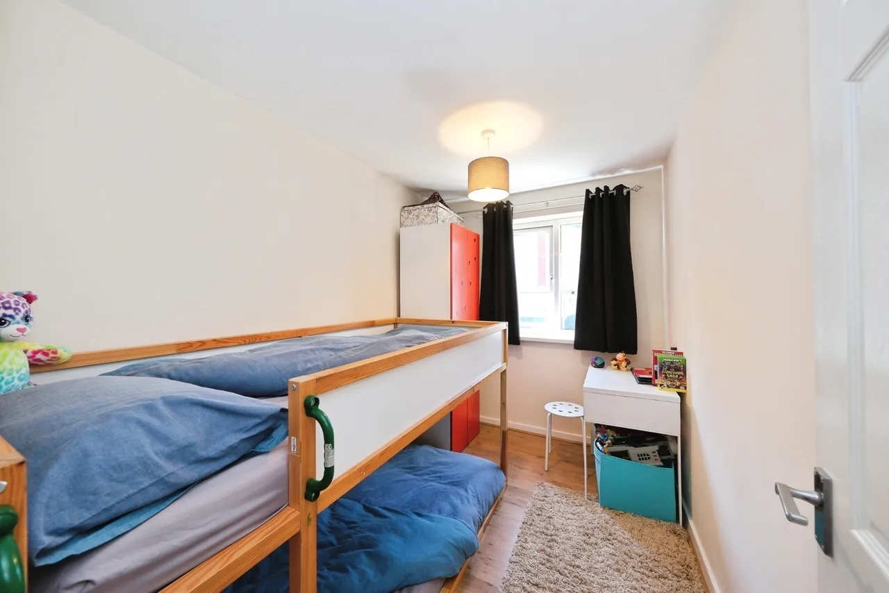 Scraith Wood Drive, Sheffield, S5, photo 11