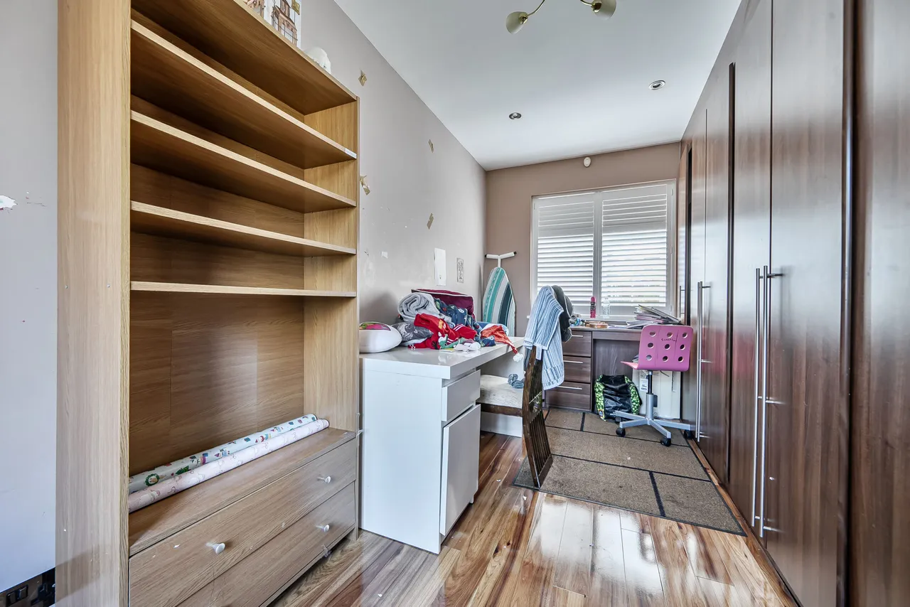 Cedar Avenue, East Barnet, Barnet, Greater London, EN4 8DY, photo 15