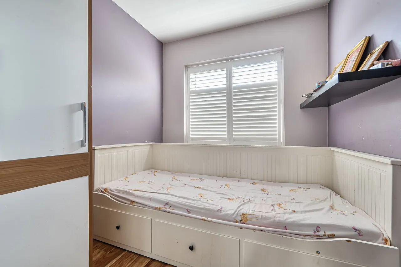Cedar Avenue, East Barnet, Barnet, Greater London, EN4 8DY, photo 17