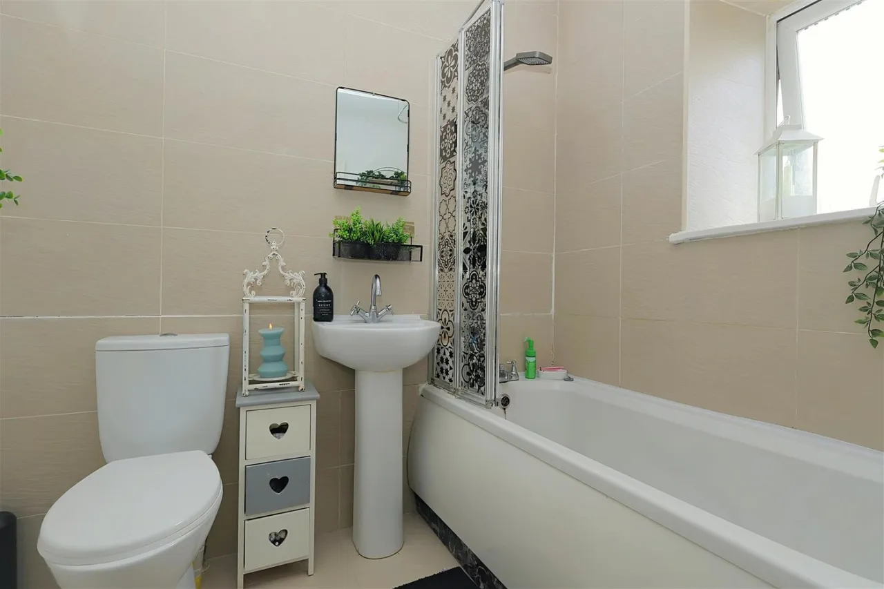 Haleys Yard, Bramley, LS13, photo 15