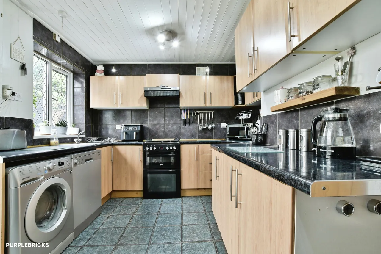 Baron Fold Crescent, Manchester, M38, photo 8
