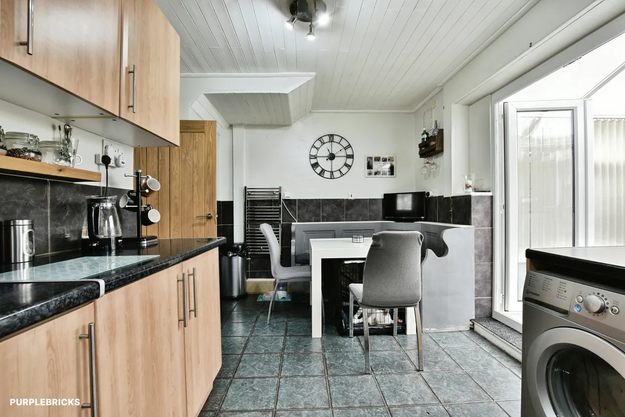 Baron Fold Crescent, Manchester, M38, photo 9