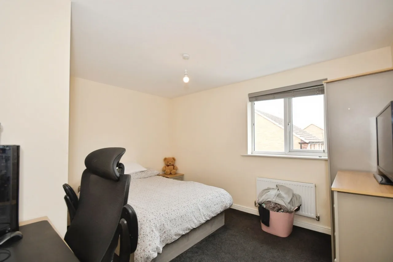 Masefield Place, Holmewood, S42, photo 11