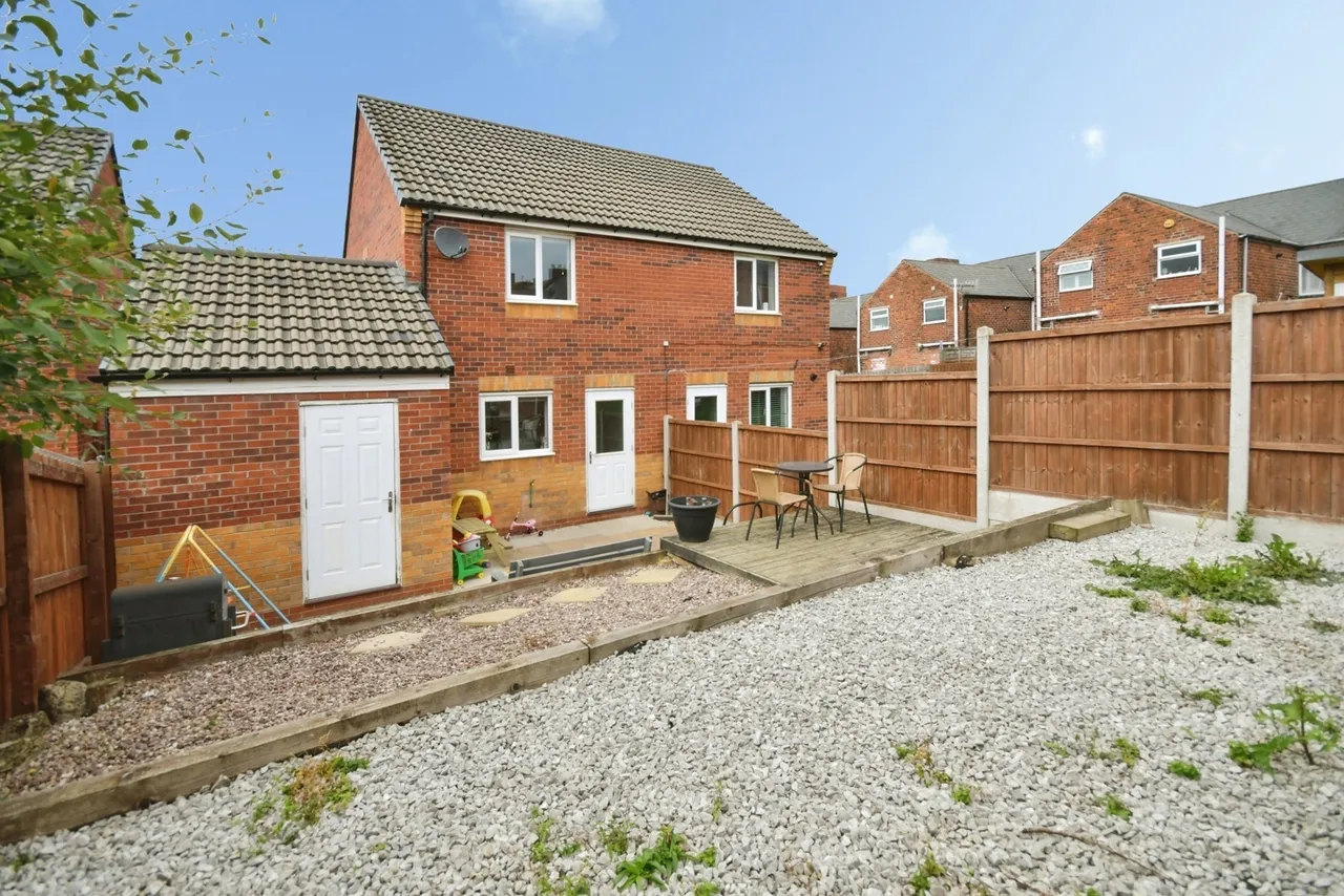 Masefield Place, Holmewood, S42, photo 15