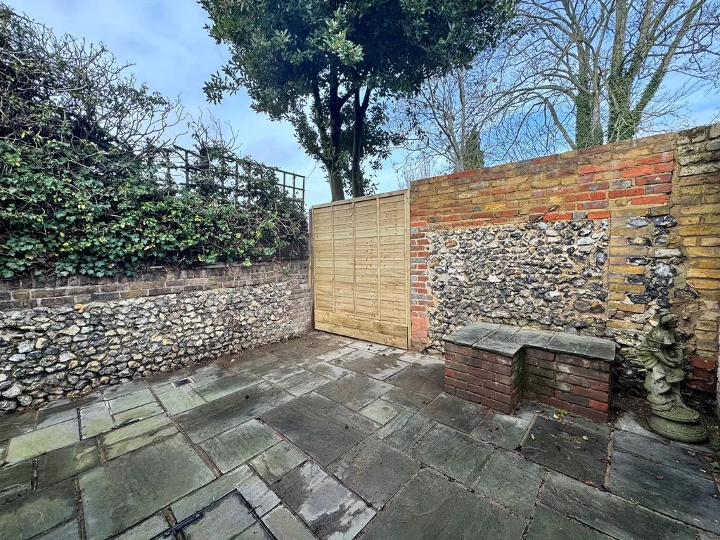 High Street, Cookham SL6 9SF, photo 11
