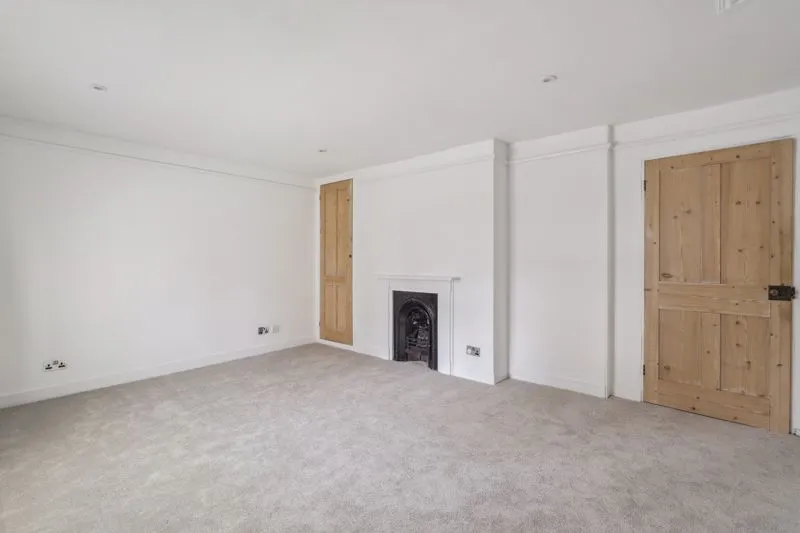 High Street, Cookham SL6 9SF, photo 5