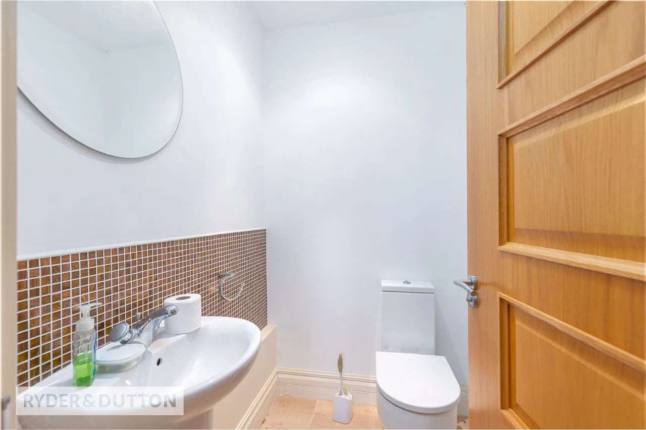 College Lane, Rawtenstall, BB4, photo 33
