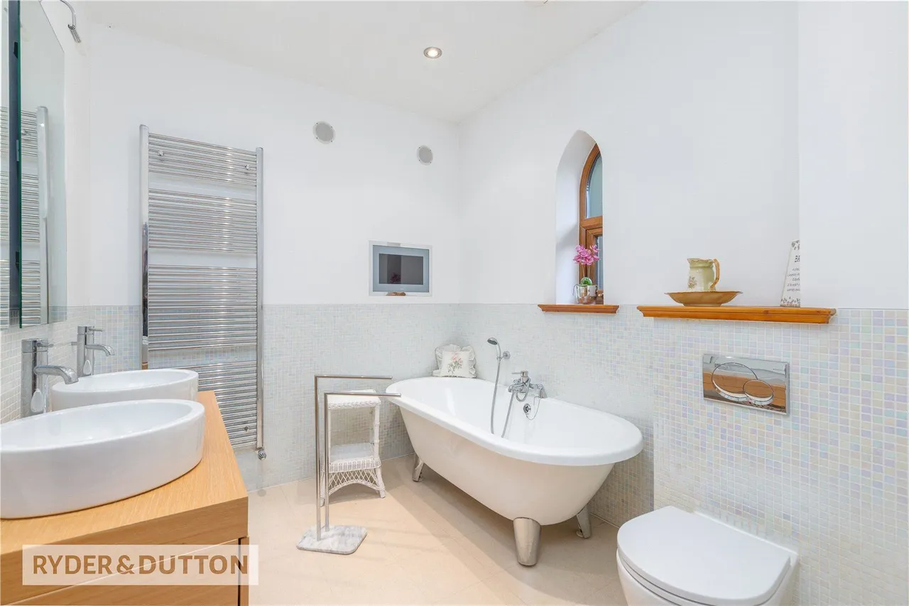 College Lane, Rawtenstall, BB4, photo 27