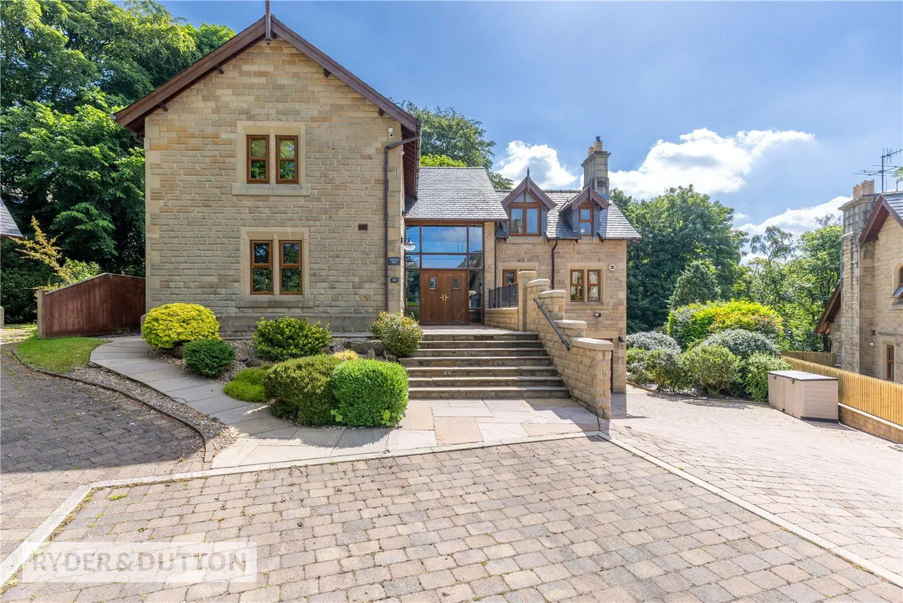 College Lane, Rawtenstall, BB4, photo 34