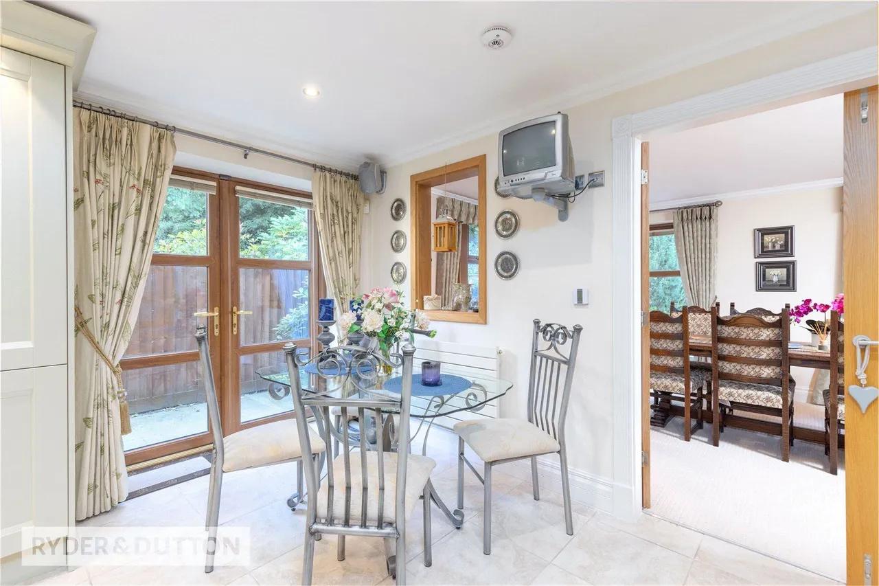 College Lane, Rawtenstall, BB4, photo 11