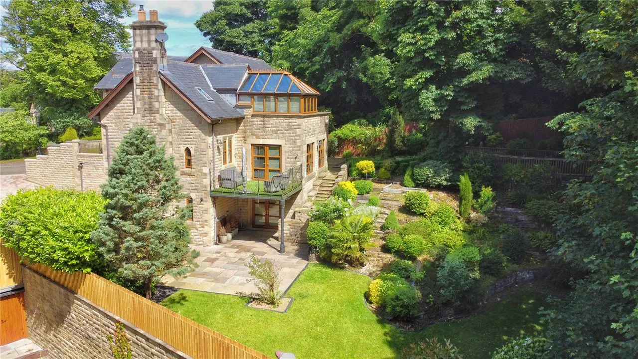 College Lane, Rawtenstall, BB4, photo 6