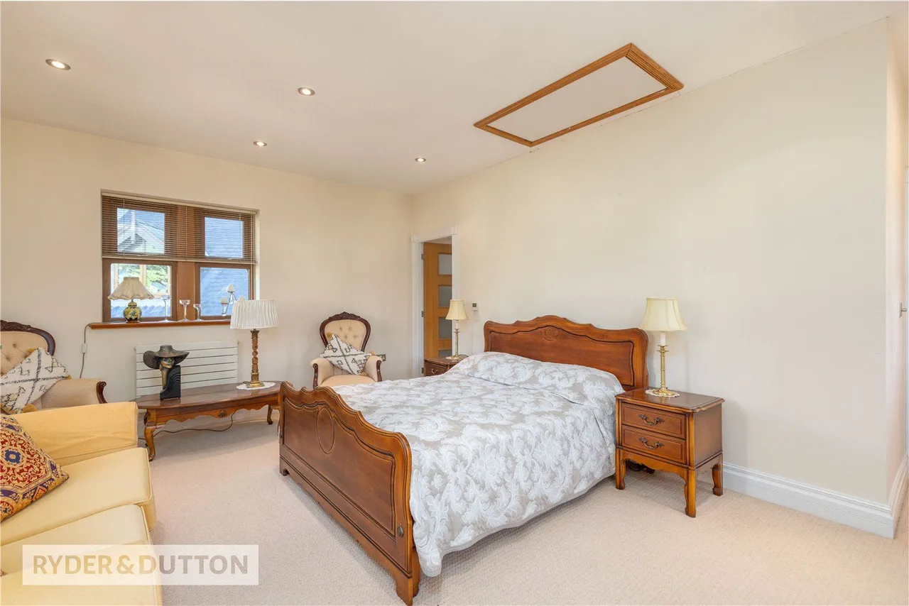 College Lane, Rawtenstall, BB4, photo 22
