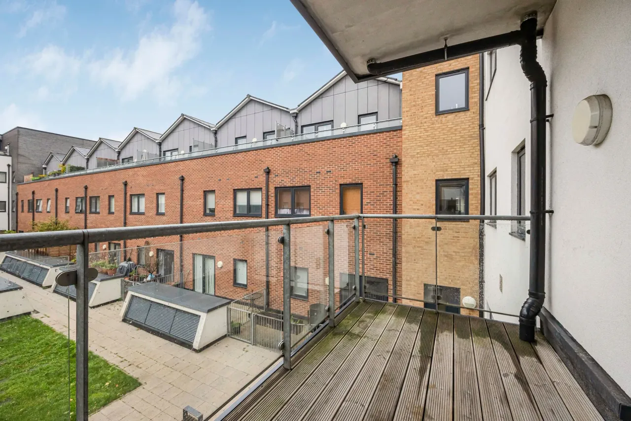 Manston Court, Walthamstow, E17, photo 12