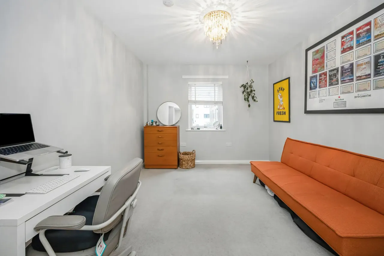 Manston Court, Walthamstow, E17, photo 11