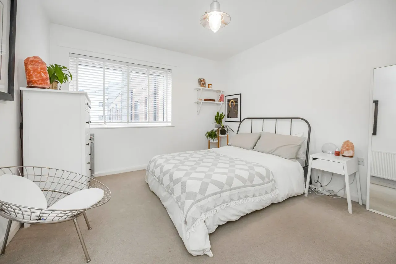 Manston Court, Walthamstow, E17, photo 9