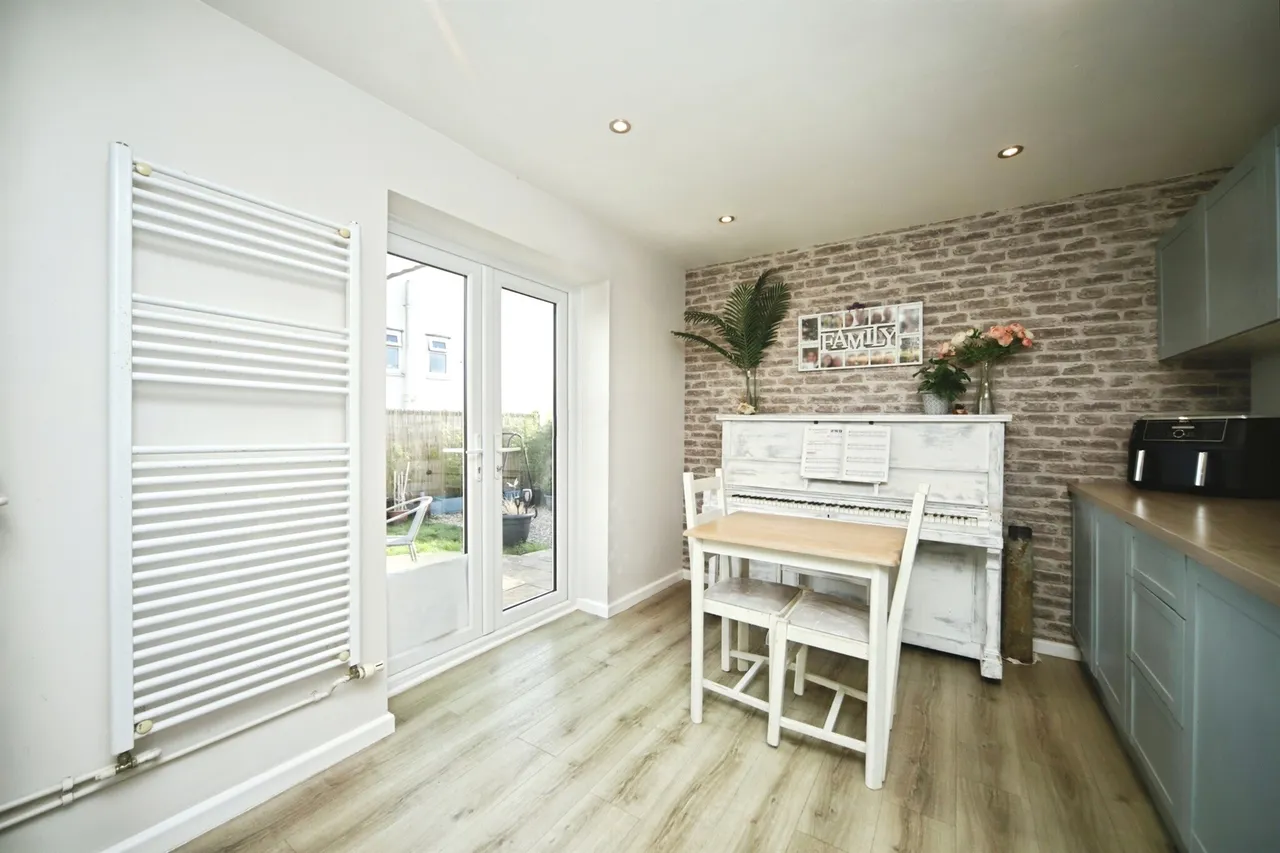 Buckland Road, Taunton, photo 10
