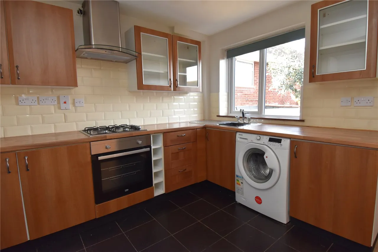Trehearn Road, Droitwich, Worcestershire, WR9 8PT, photo 4