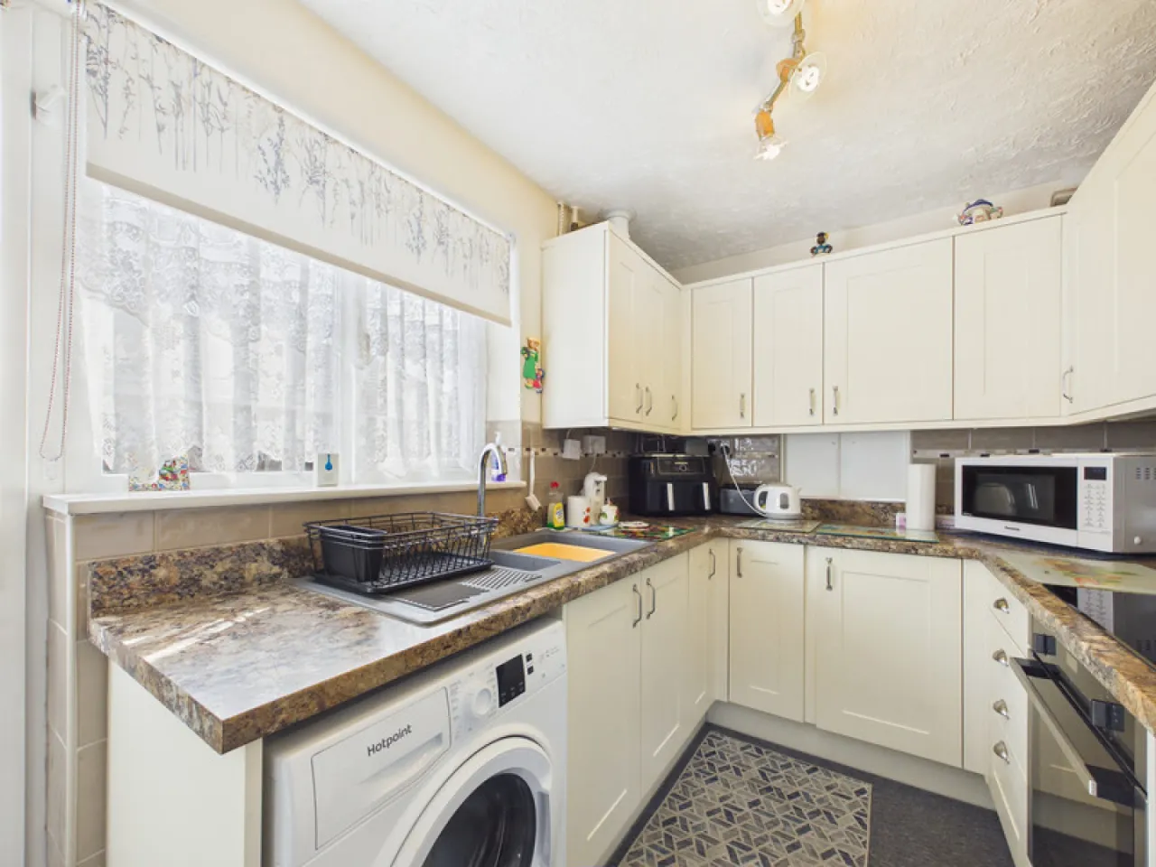Brendon Close, Lowestoft, photo 13