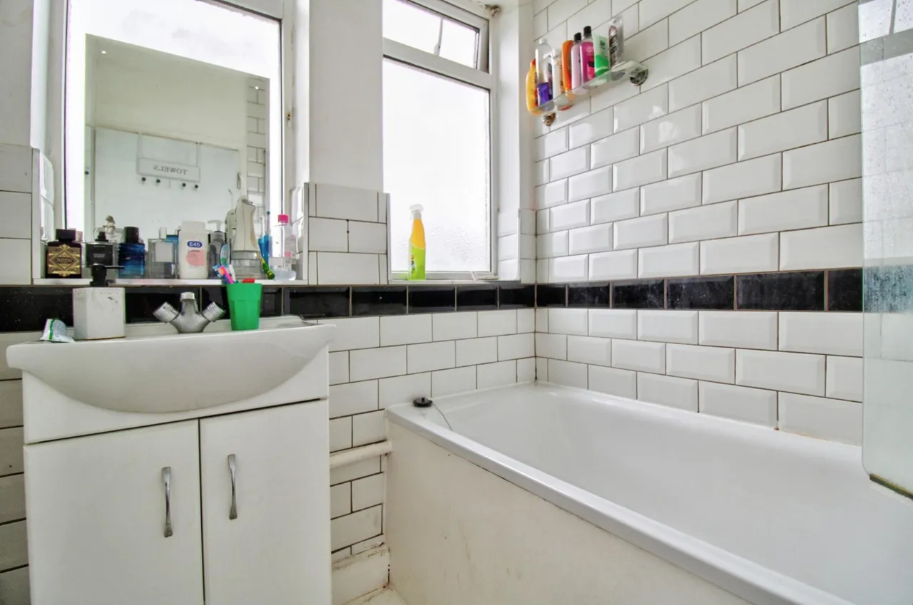 Westbury Terrace, Upminster, RM14, photo 11
