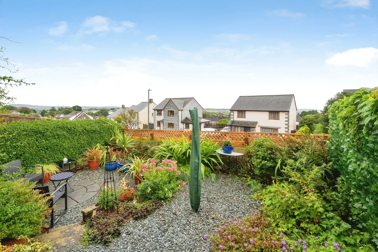Belmont Park, Pensilva, PL14, photo 5